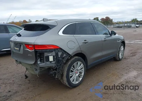 2019 Jaguar F-Pace 30T Portfolio из США, поврежденный, VIN SADCN2GX0KA366698